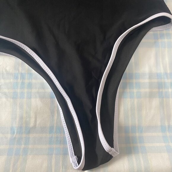 Chanel Plunging V-Neck Black And White One-Piece Swimsuit - Picture 3 of 10